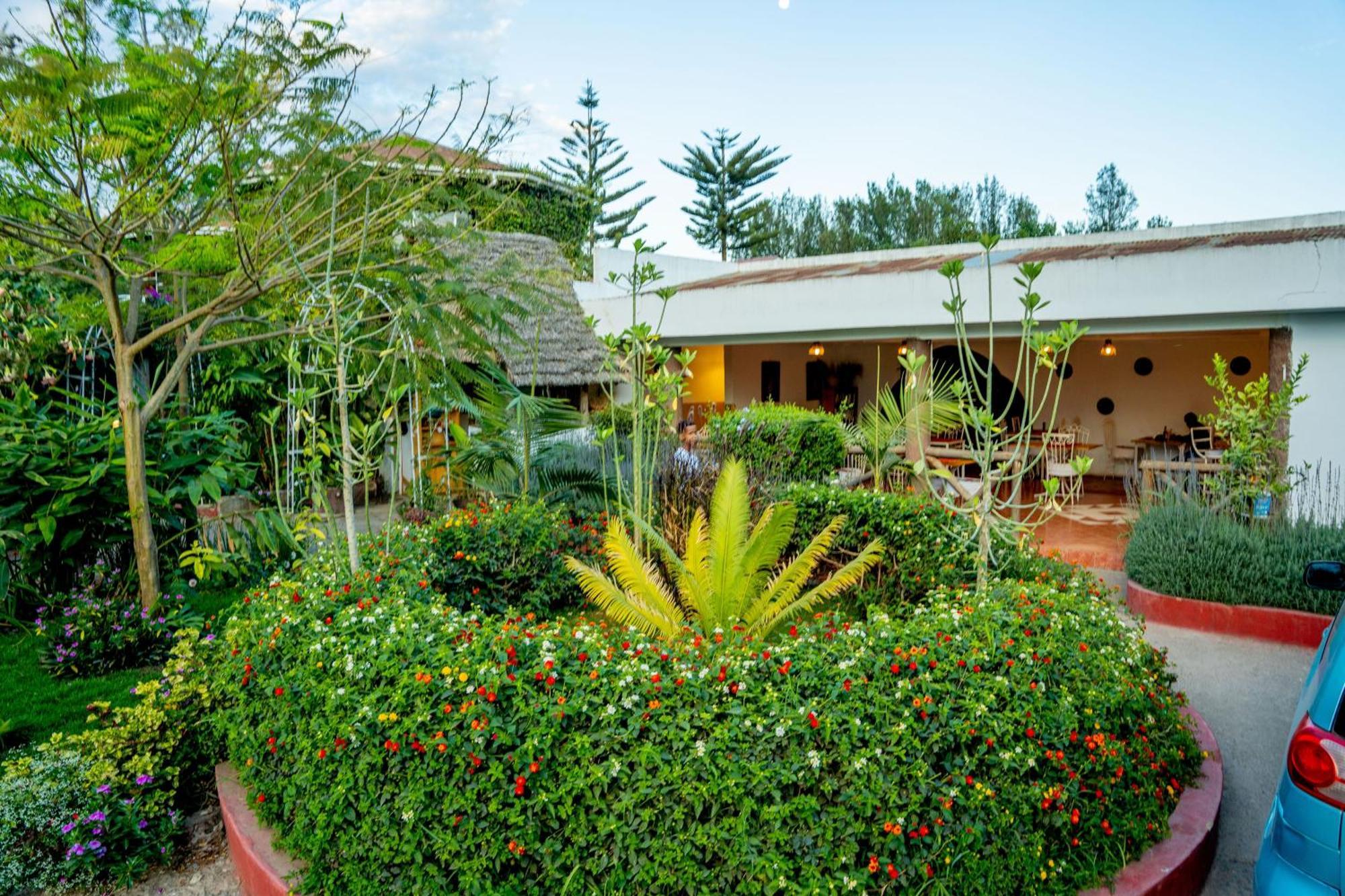 Dan Stam Hotel Arusha Esterno foto