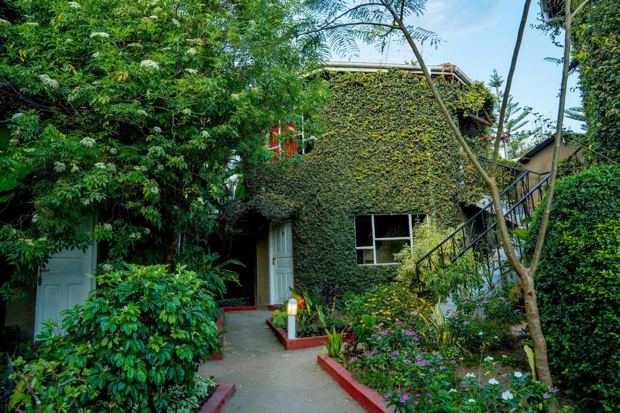 Dan Stam Hotel Arusha Esterno foto